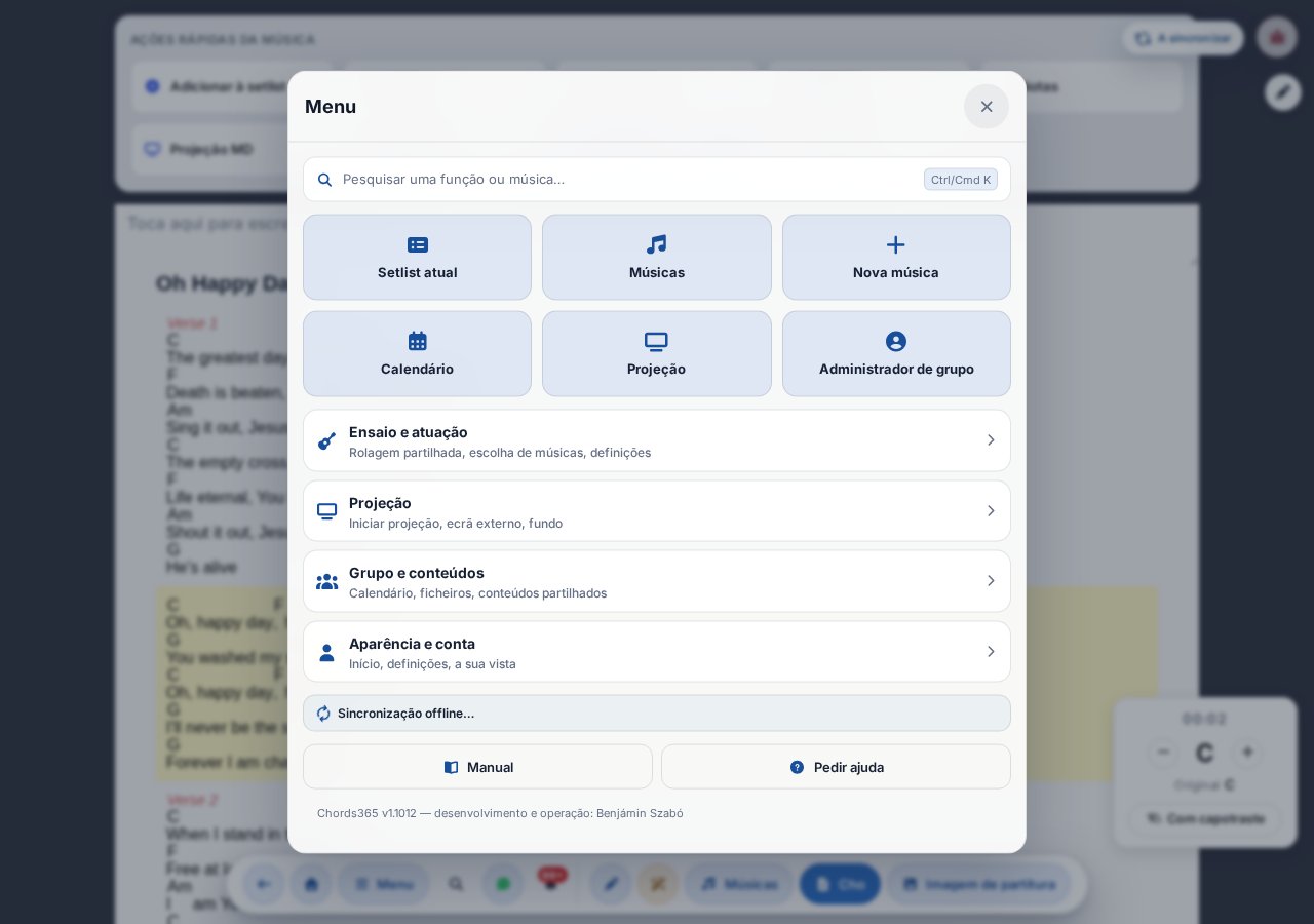 O hub do menu: mosaicos de acesso rápido, linhas de categorias e a ajuda no rodapé
